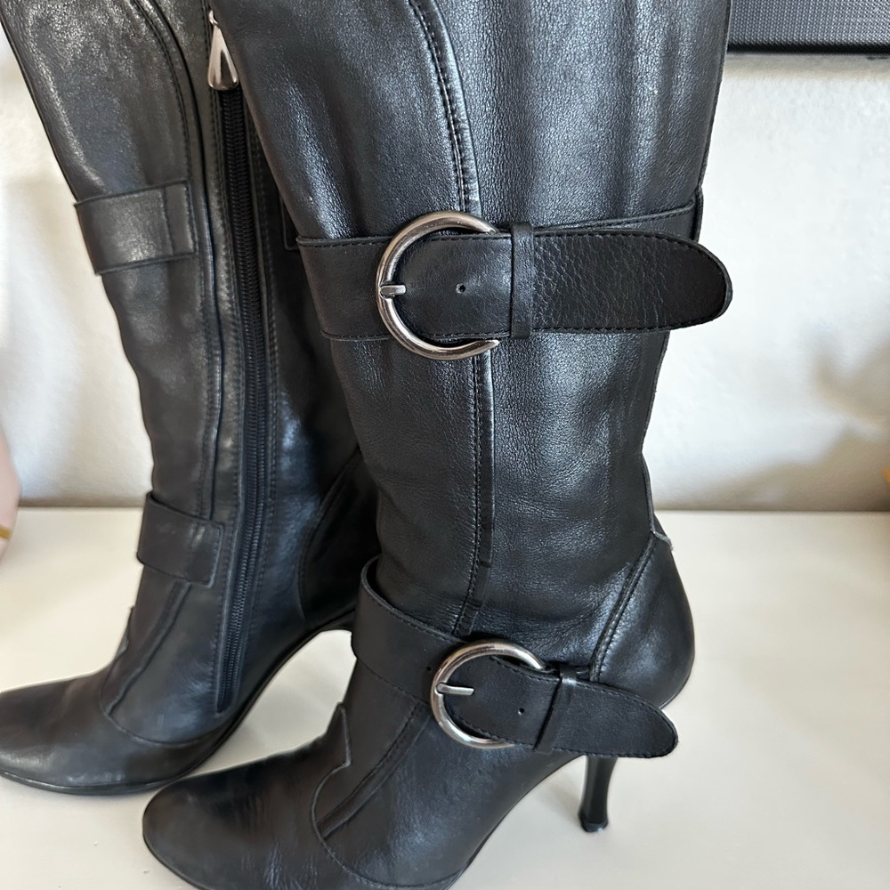 Paulo - black leather boots - size 7